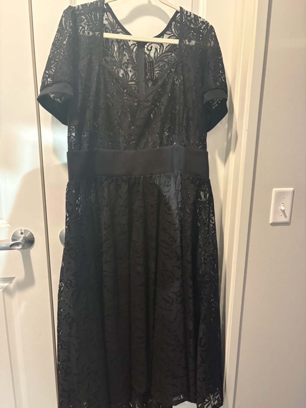 Elegant Black Lace Midi Dress - Classic Women's Cocktail Dress
